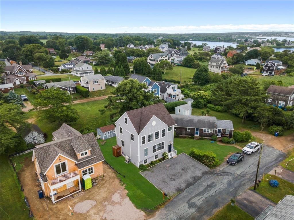 92 Holden Road, South Kingstown