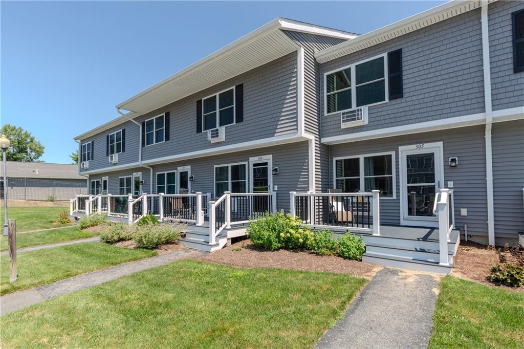 200 Post Road, Unit#305, Warwick