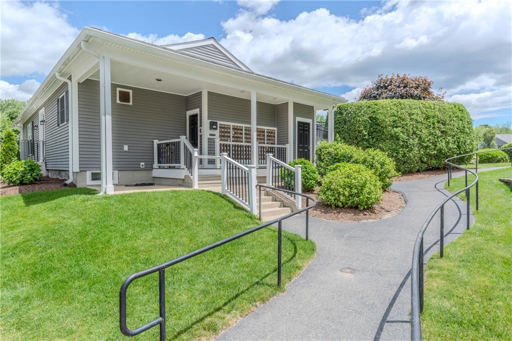 200 Post Road, Unit#305, Warwick