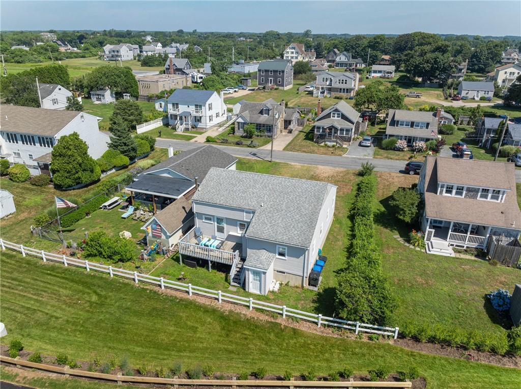 27 Holden Road, South Kingstown