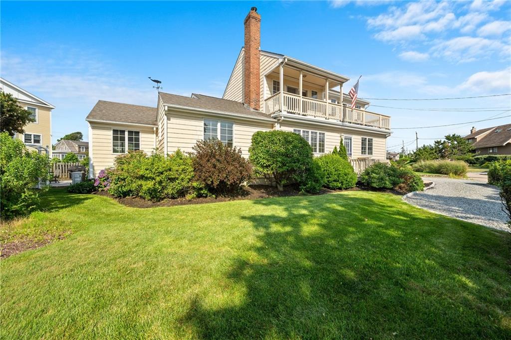 16 Dunes Road, Narragansett