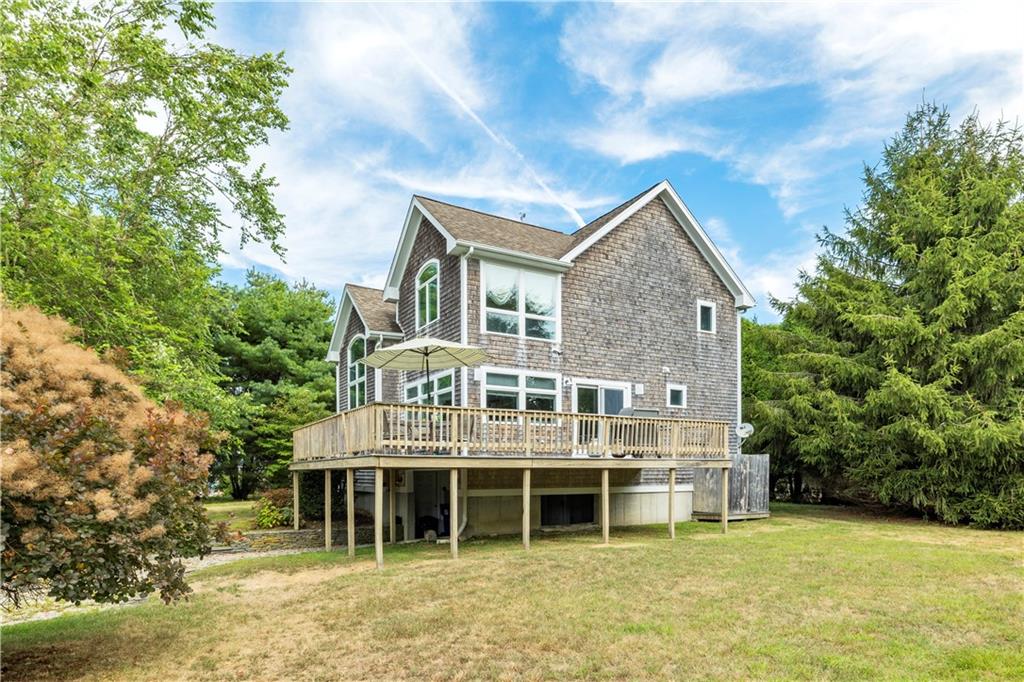 70 Brant Road S, South Kingstown