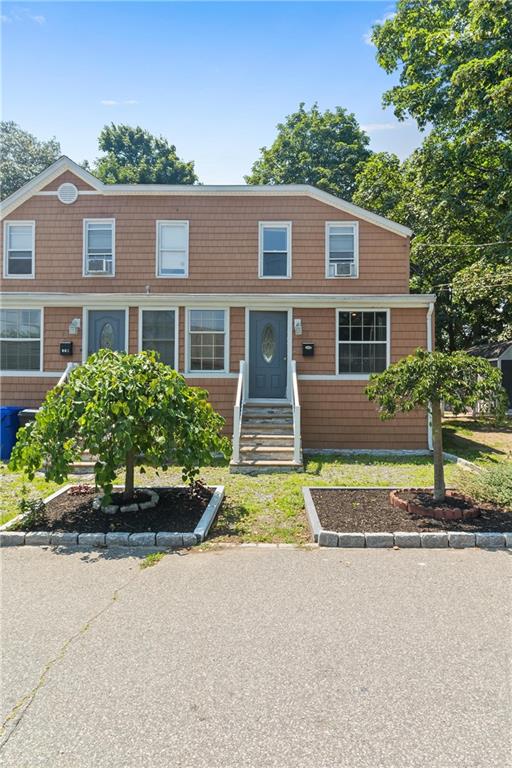 21 - 23 White Avenue, East Providence