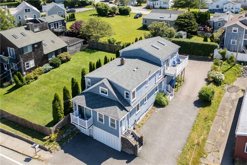 169 Aquidneck Avenue, Middletown