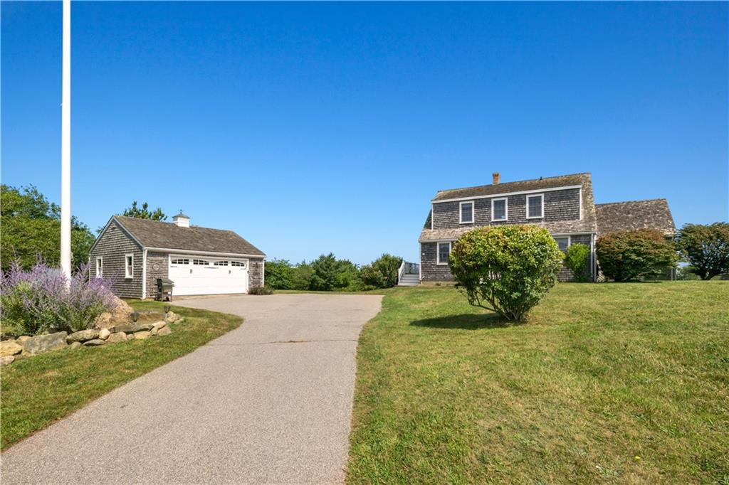 1090 Old Mill Road, Block Island