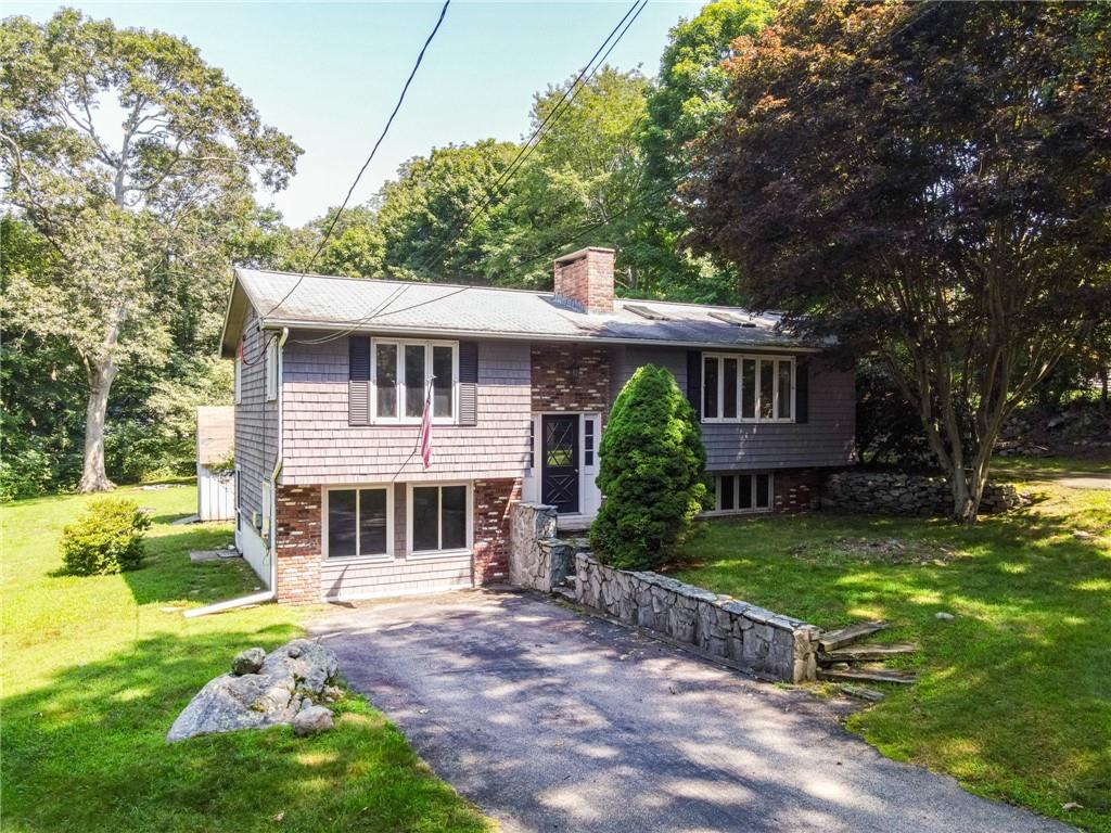 46 Old Mountain Road, South Kingstown