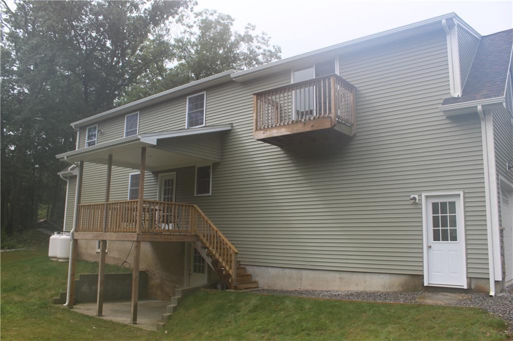 689 Putnam Pke Pike, Glocester