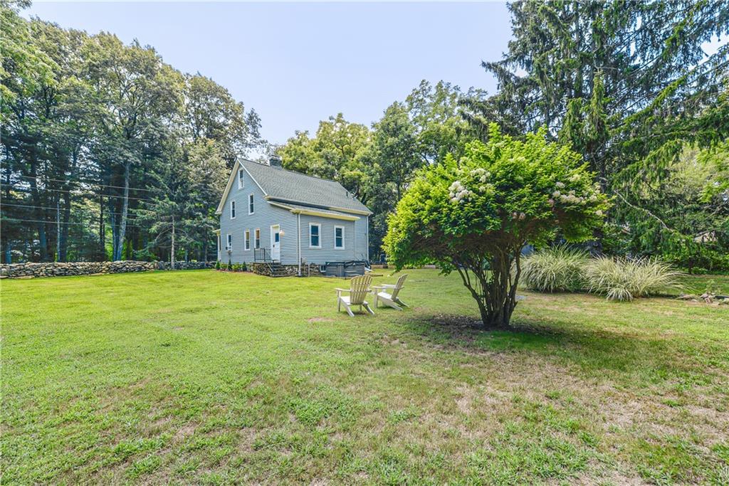 536 Potter Road, North Kingstown