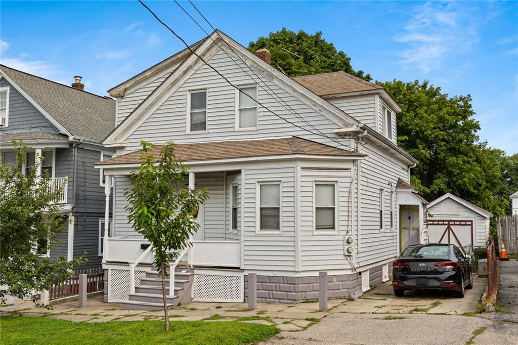 228 Farmington Avenue, Cranston