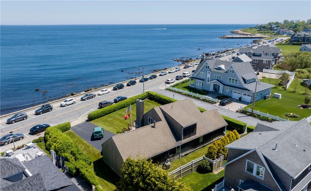 121 Ocean Road, Narragansett