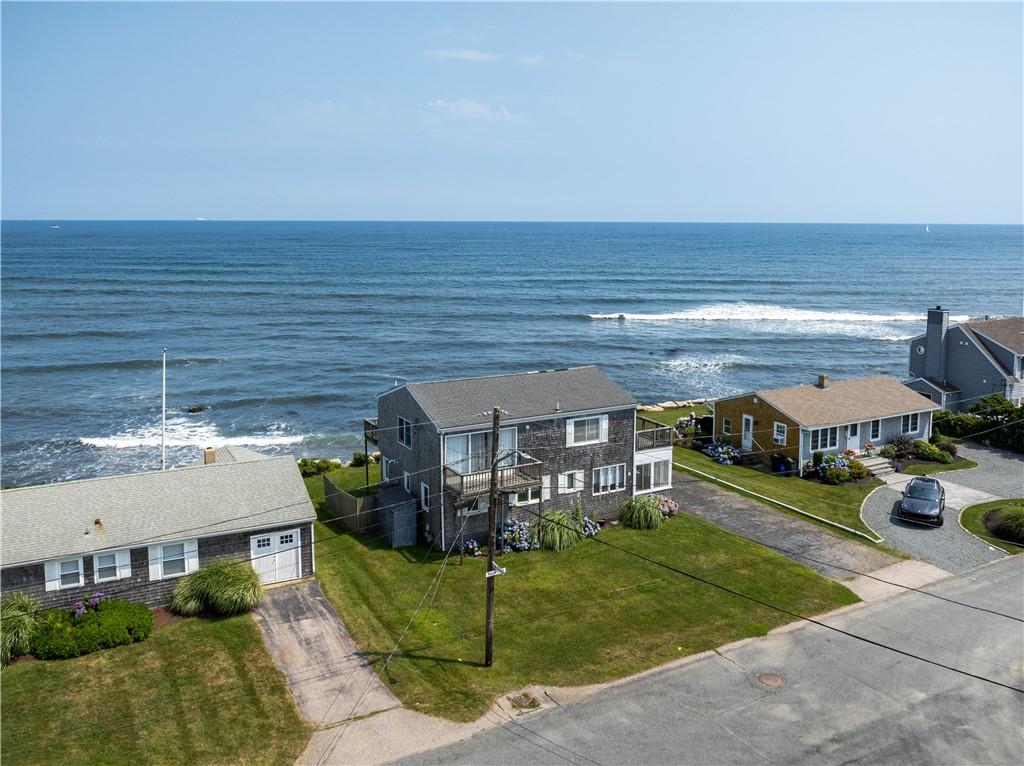 39 Major Arnold Road, Narragansett