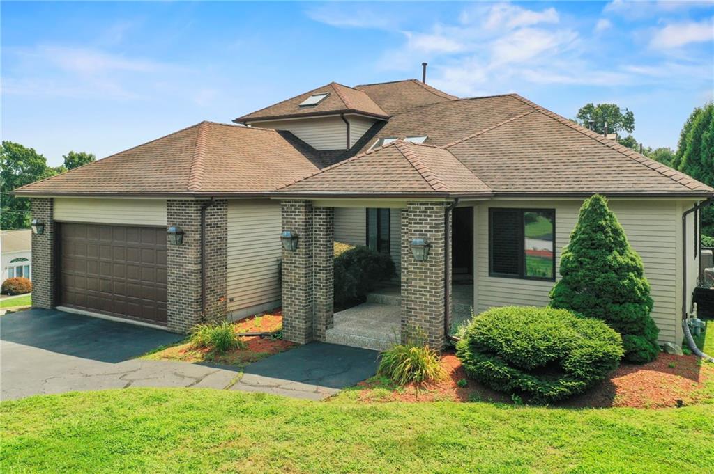 9 Katelan Court, Cranston