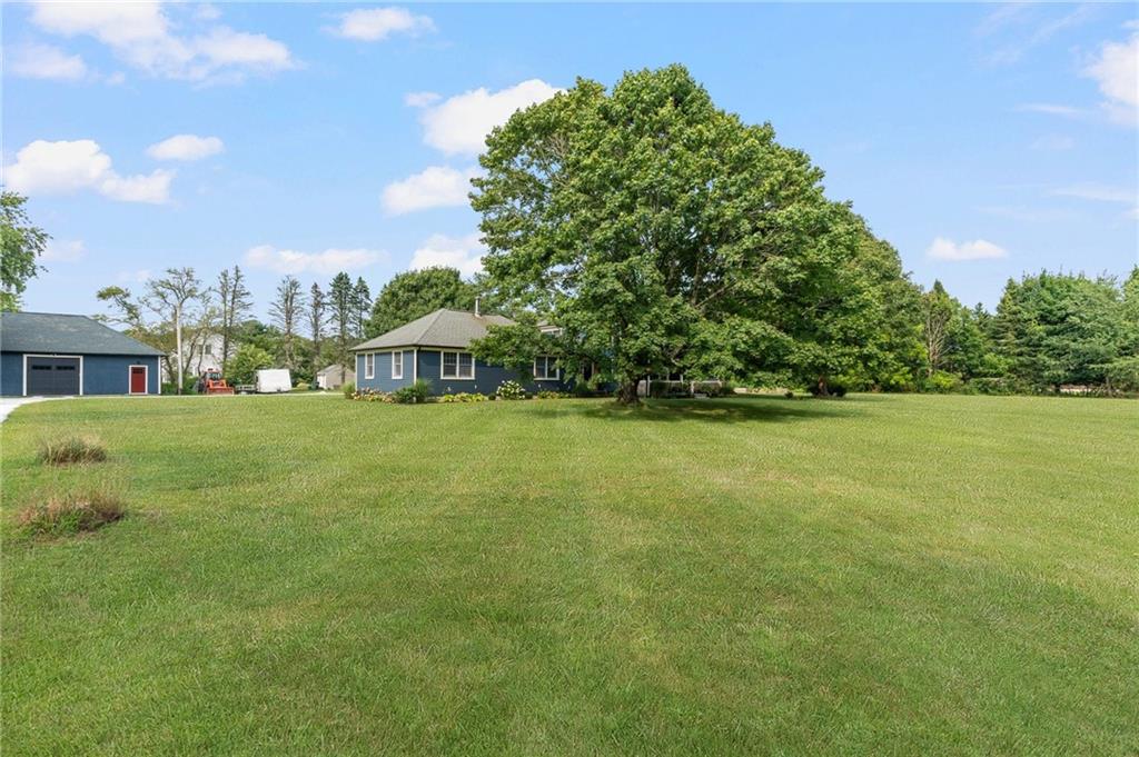 1157 Tuckertown Road, South Kingstown