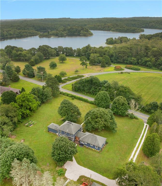 1157 Tuckertown Road, South Kingstown