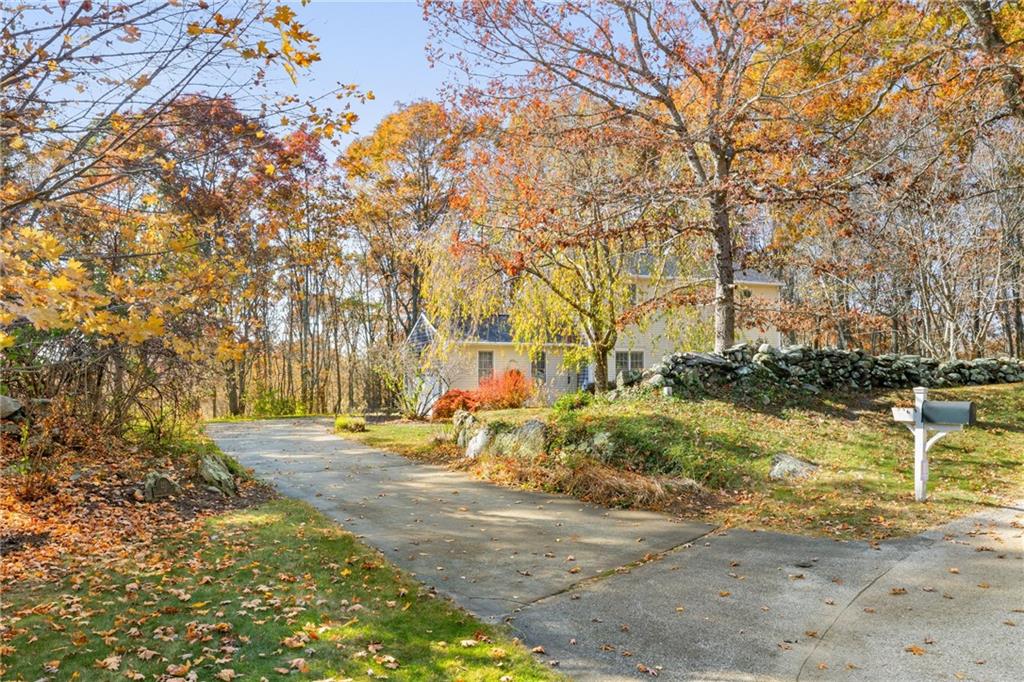 123 Country Hill Lane, North Kingstown