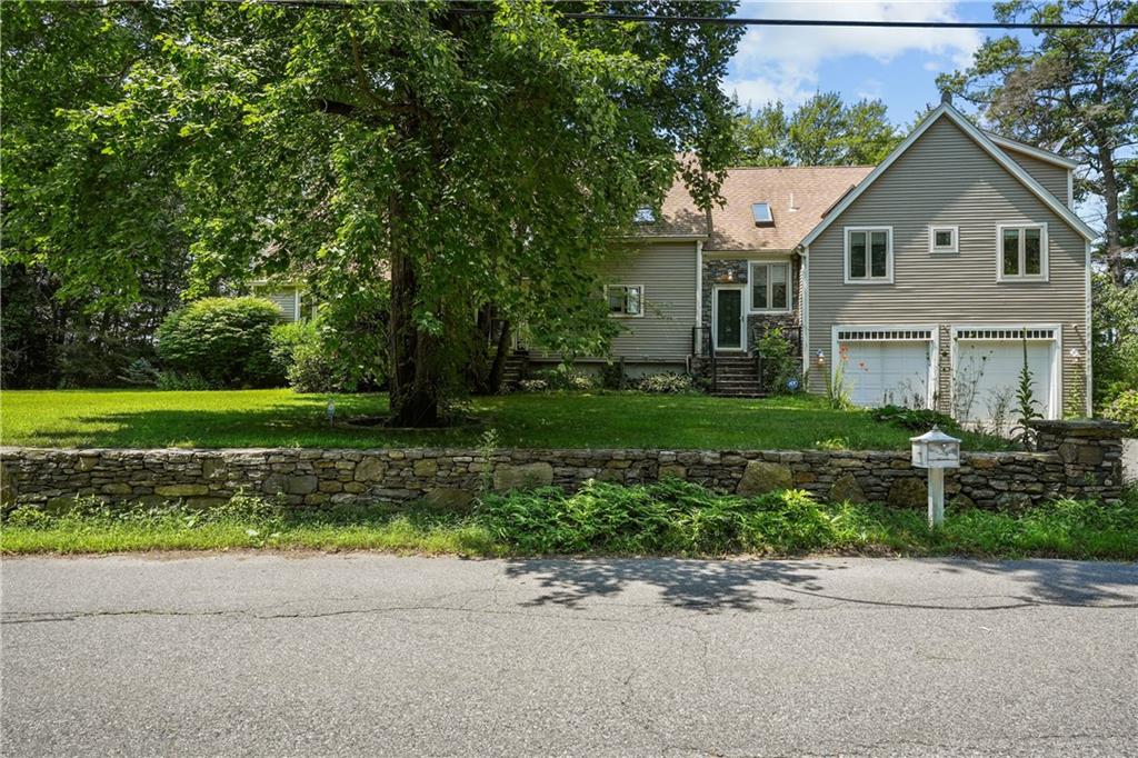 94 South Shore Road, Burrillville