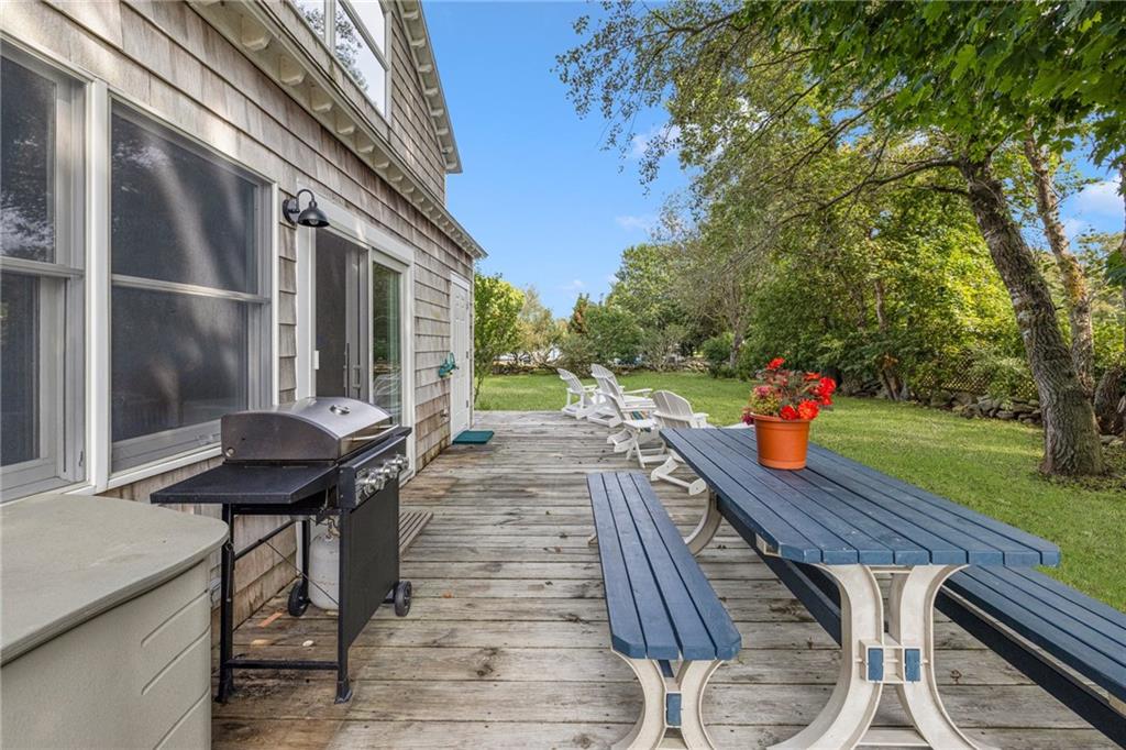 703 Corn Neck Road, Block Island