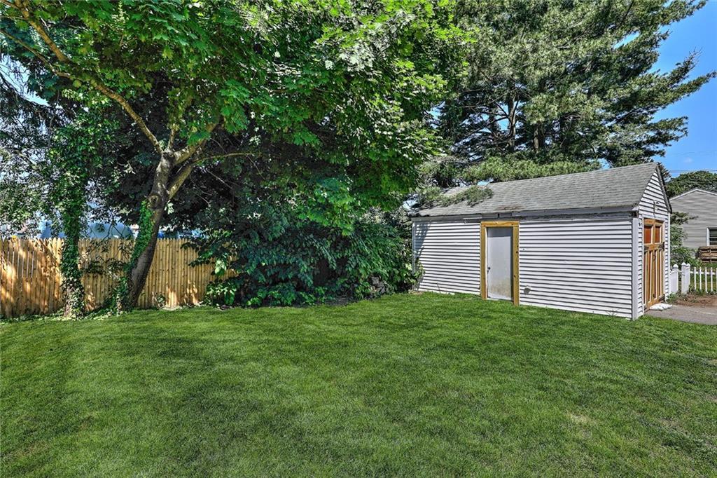 245 Becker Avenue, East Providence