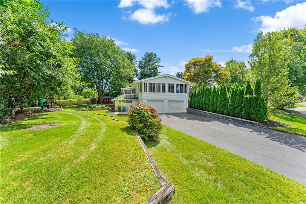 8 Blue Gentian Road, Cranston