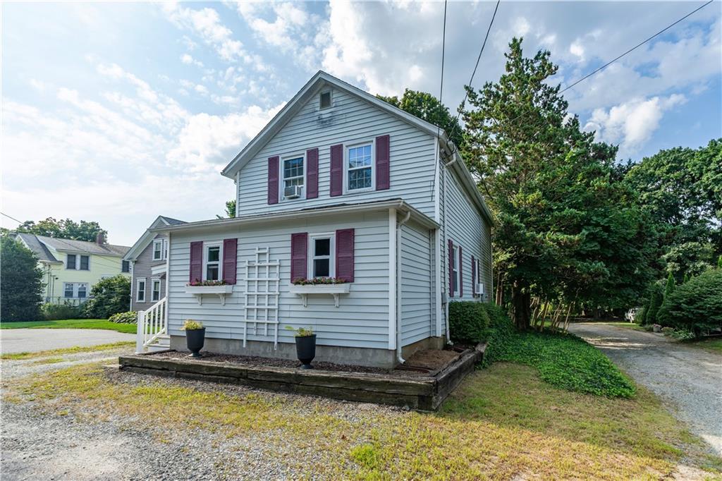 80 Ten Rod Road, North Kingstown