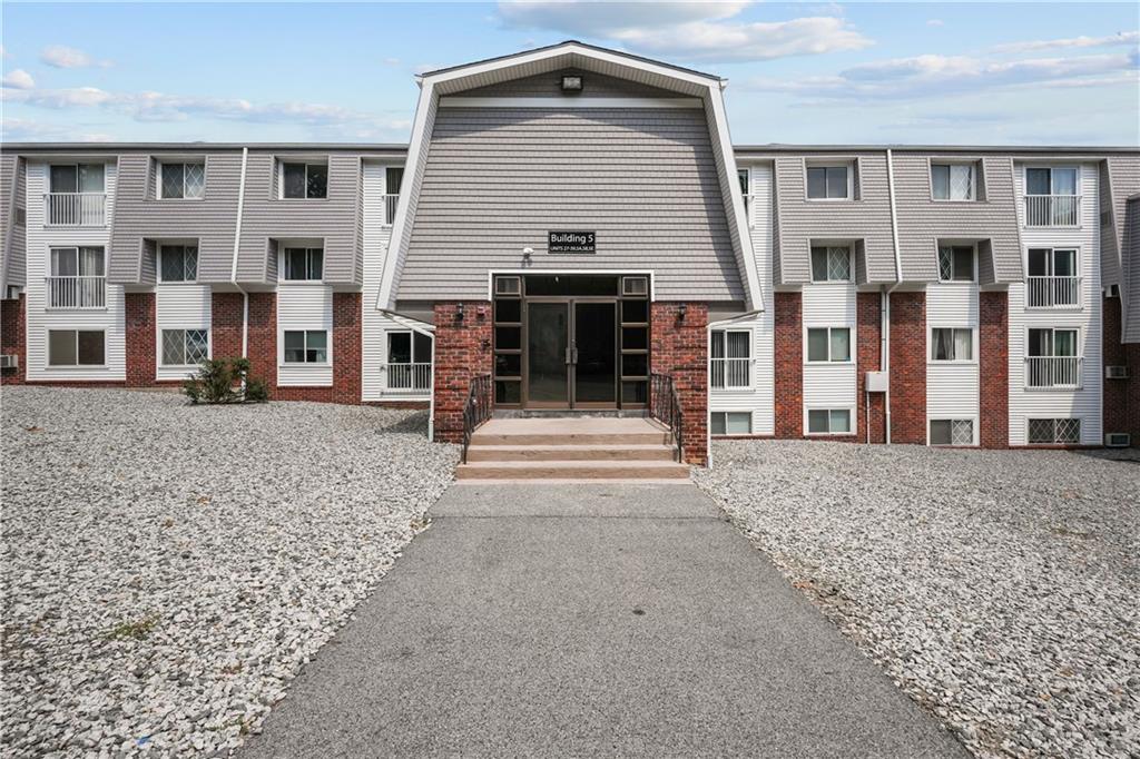 300 Smithfield Road, Unit#5-38, North Providence