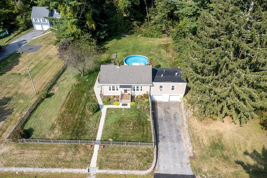 802 Round Top Road, Burrillville