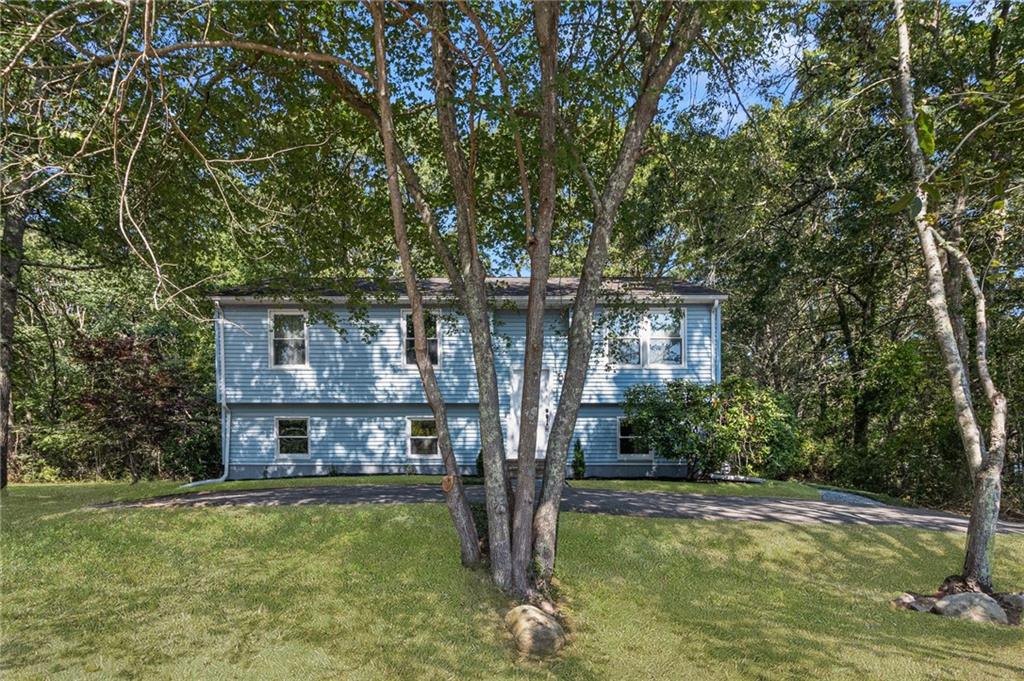 1 Quiet Oak Drive, Hopkinton