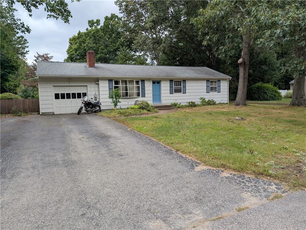 81 Elmwood Drive, North Kingstown