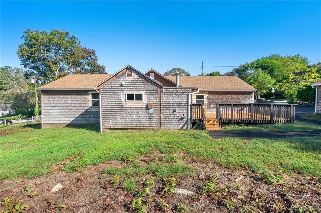 100 Conanicus Road, Narragansett