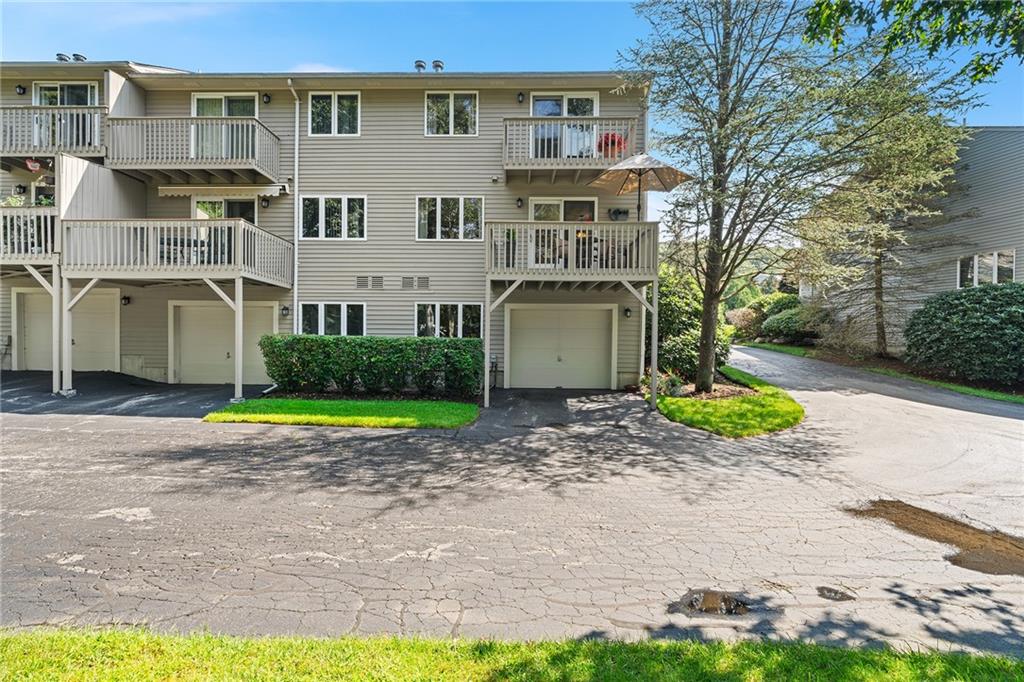 17 Waterview Drive, Unit#a, Smithfield