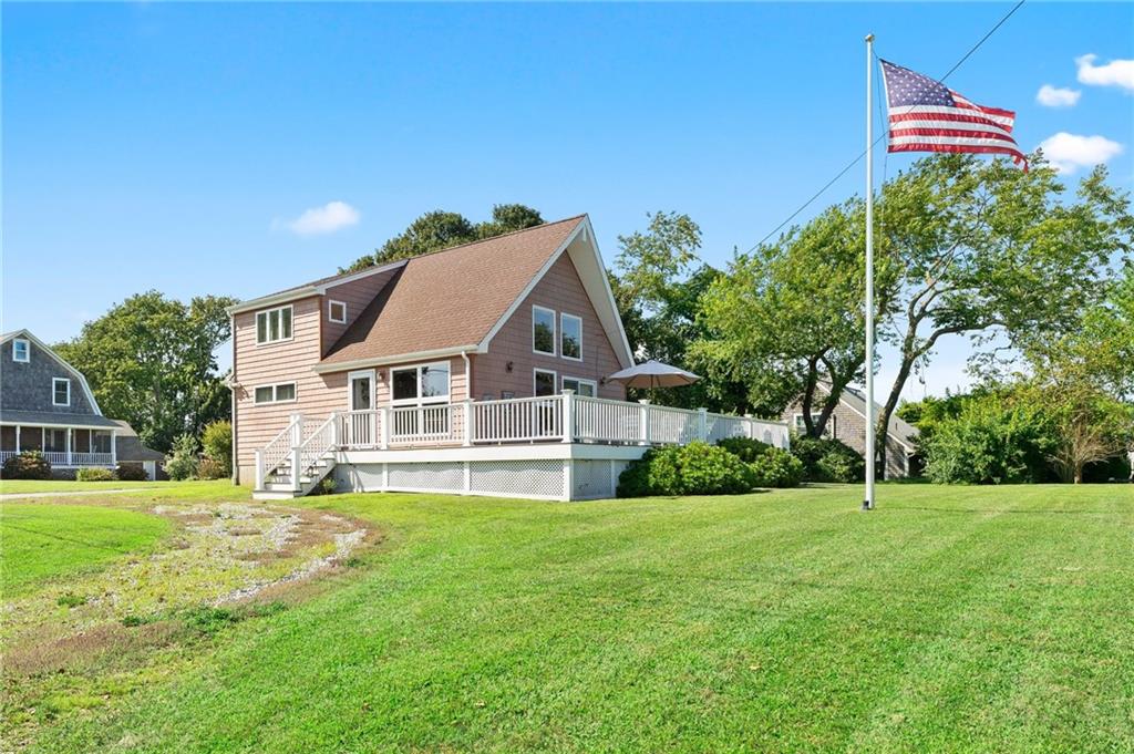 138 Lake Avenue, South Kingstown