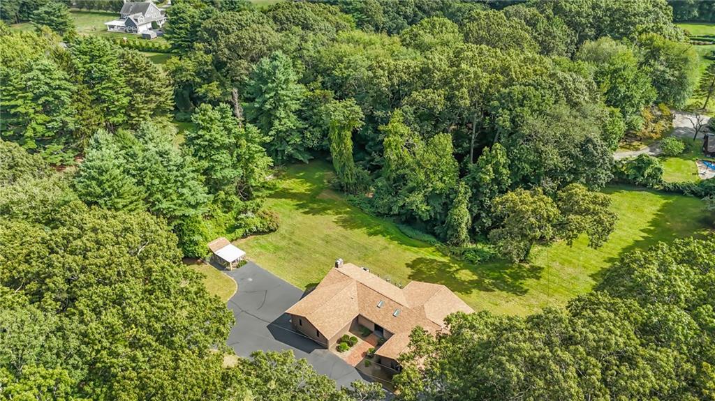 90 Chimney Rock Drive, North Kingstown