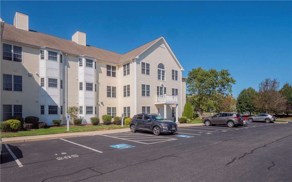 15 Saw Mill Drive, Unit#205, North Kingstown