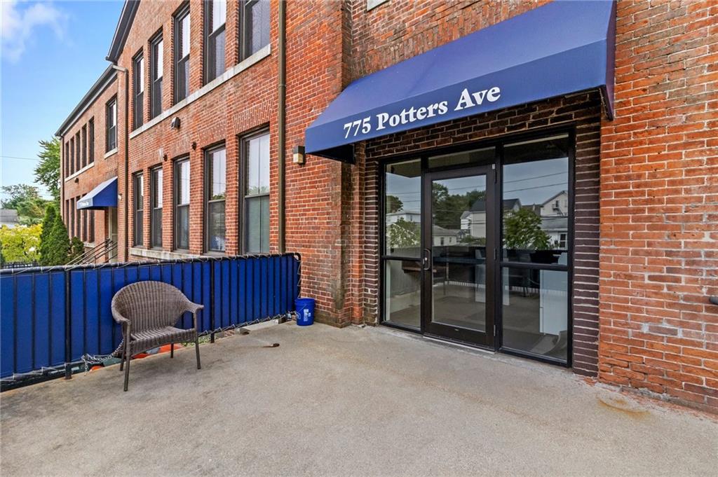 775 Potters Avenue, Unit#12, Providence