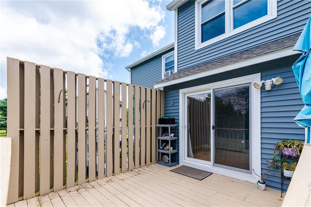 78 Quannacut Road, Unit#a, Westerly