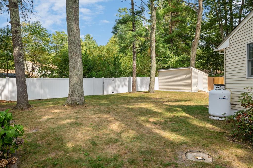 44 Lake View Circle, Glocester