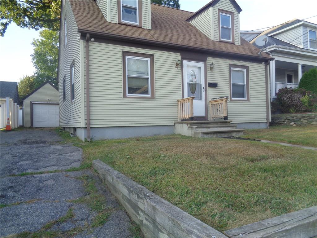 115 Chestnut Avenue, Cranston