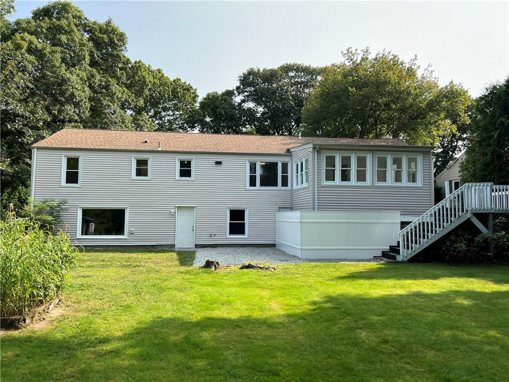 350 Annaquatucket Road, North Kingstown