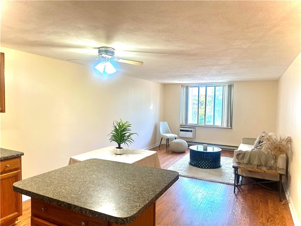 201 Woodlawn Avenue, Unit#205, North Providence