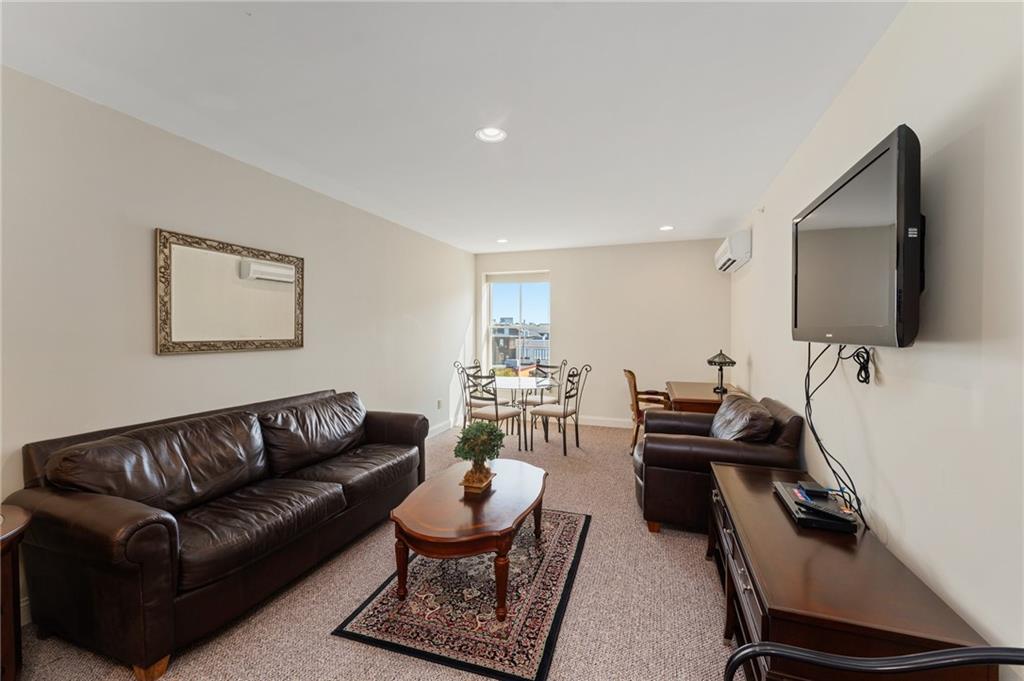 333 Atwells Avenue, Unit#305, Providence