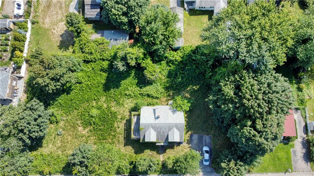 97 Floral Avenue, North Kingstown