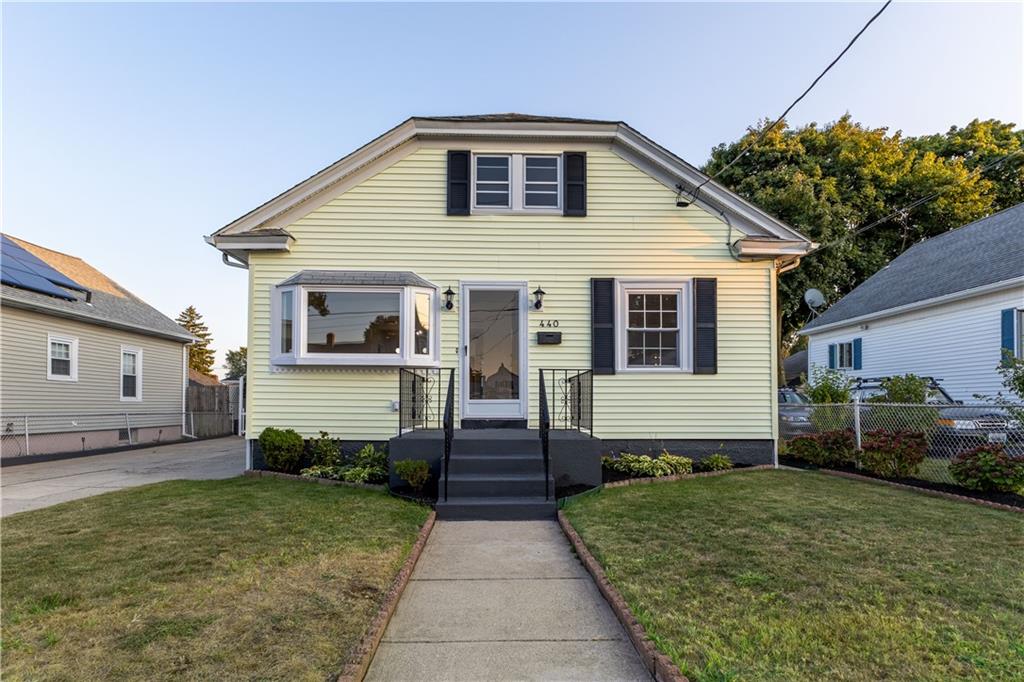 440 Grotto Avenue, Pawtucket