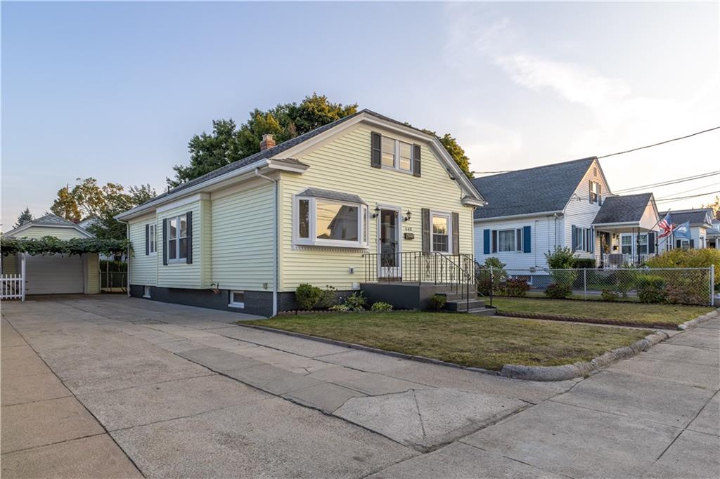 440 Grotto Avenue, Pawtucket