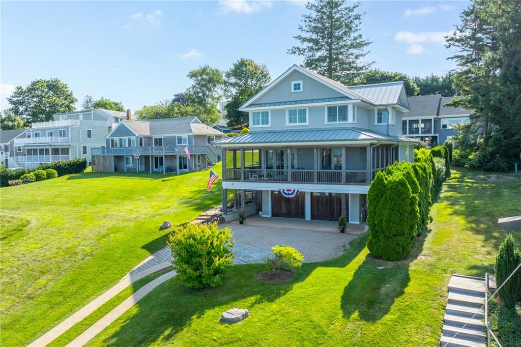 41 Conanicut Road, Narragansett