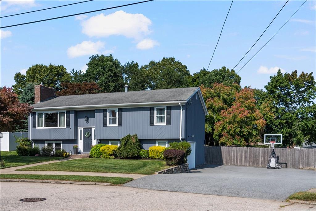 131 Woodview Drive, Cranston