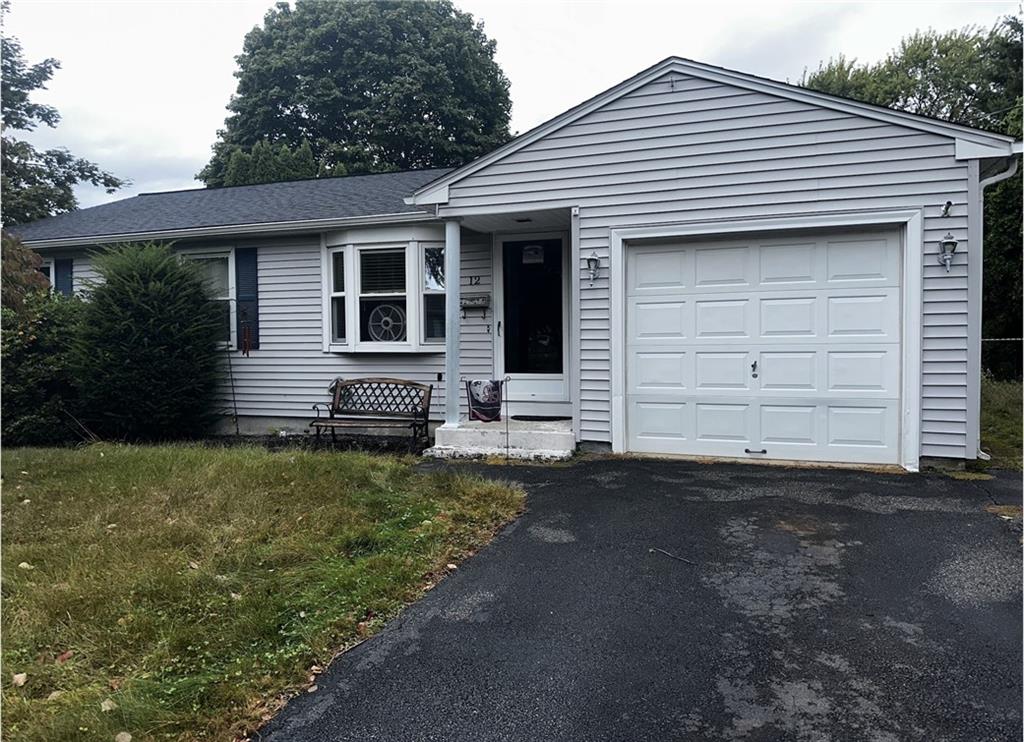 12 Bayberry Road, Woonsocket