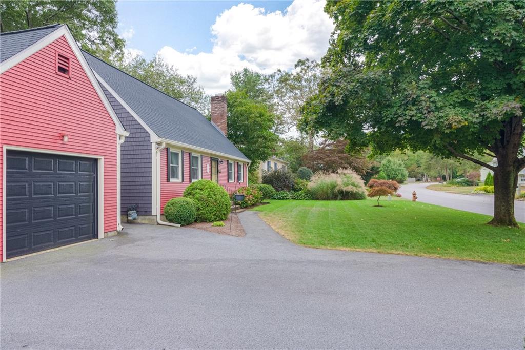 219 Butternut Drive, North Kingstown