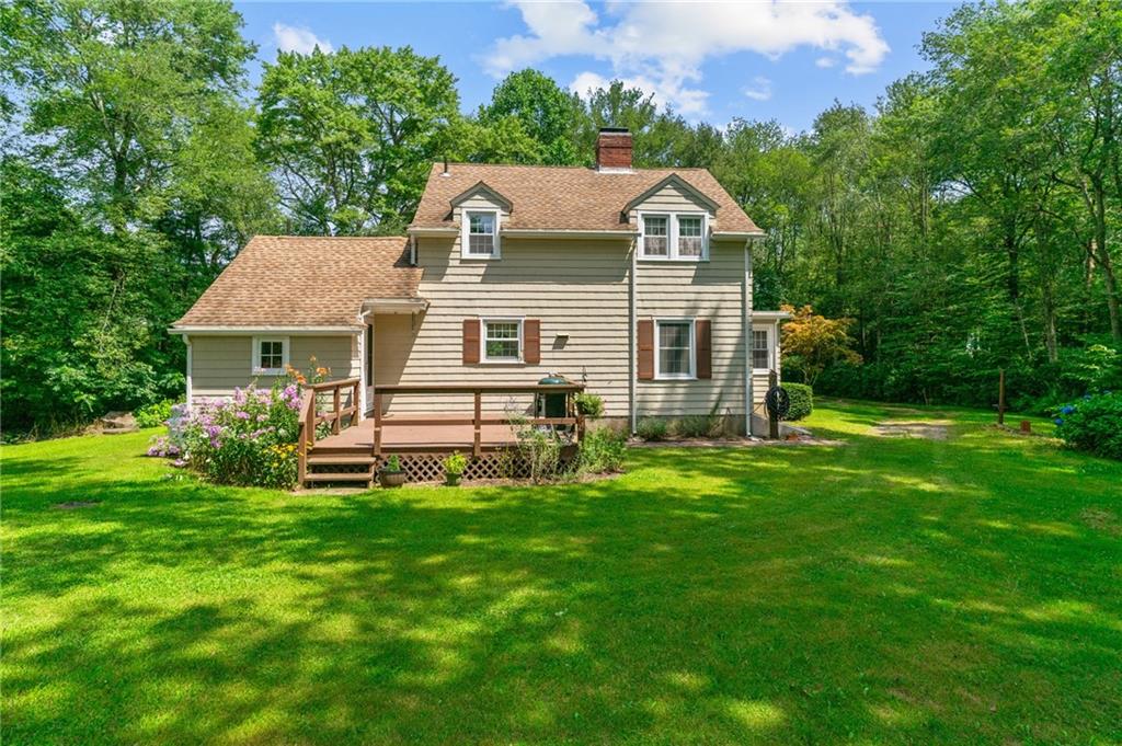 85 Canonchet Road, Hopkinton