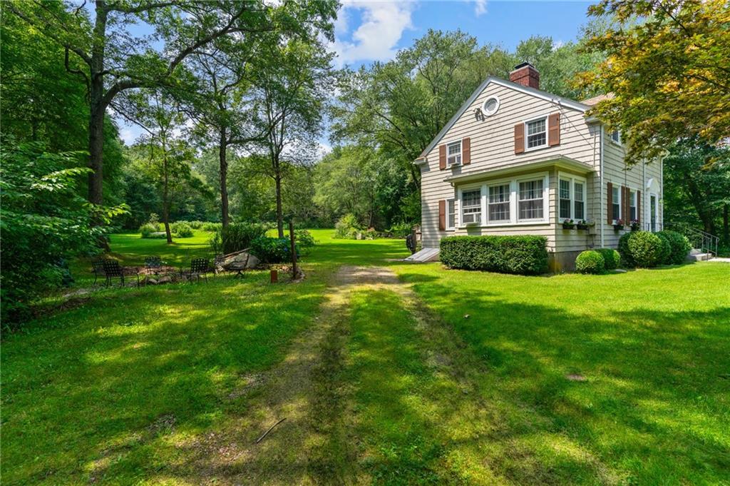 85 Canonchet Road, Hopkinton