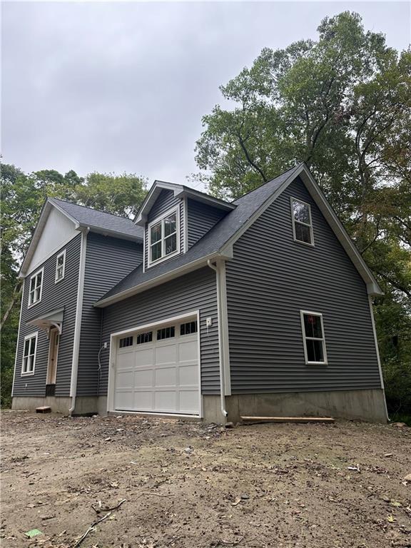 75 Half Moon Trail, South Kingstown